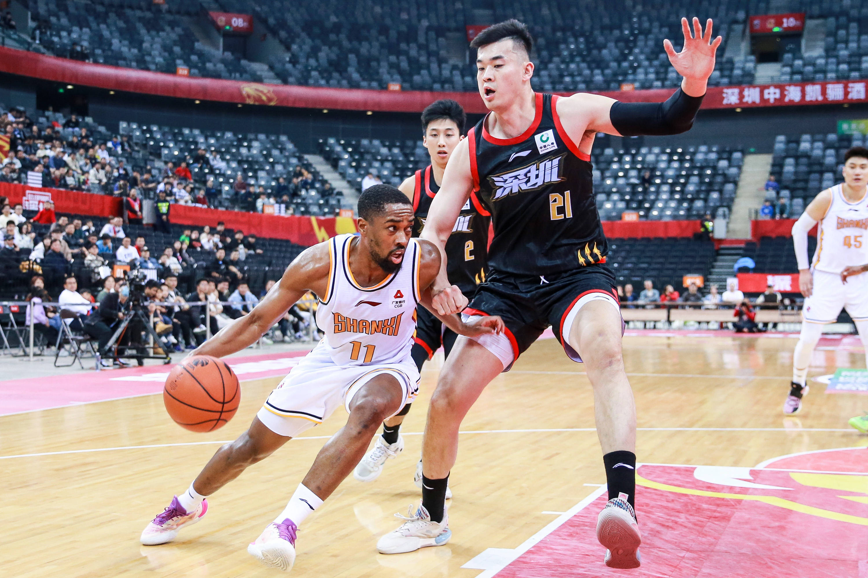 更是对姚明 更是对姚明