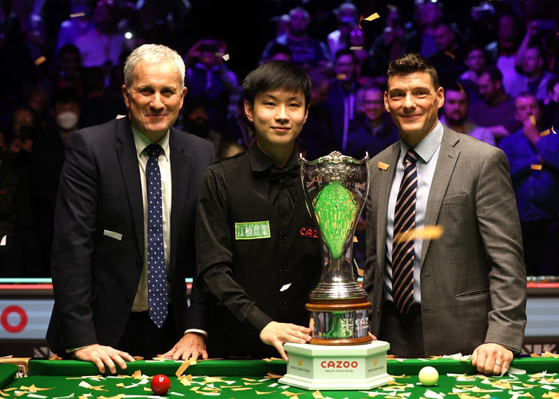 劳森在CB 劳森在CB