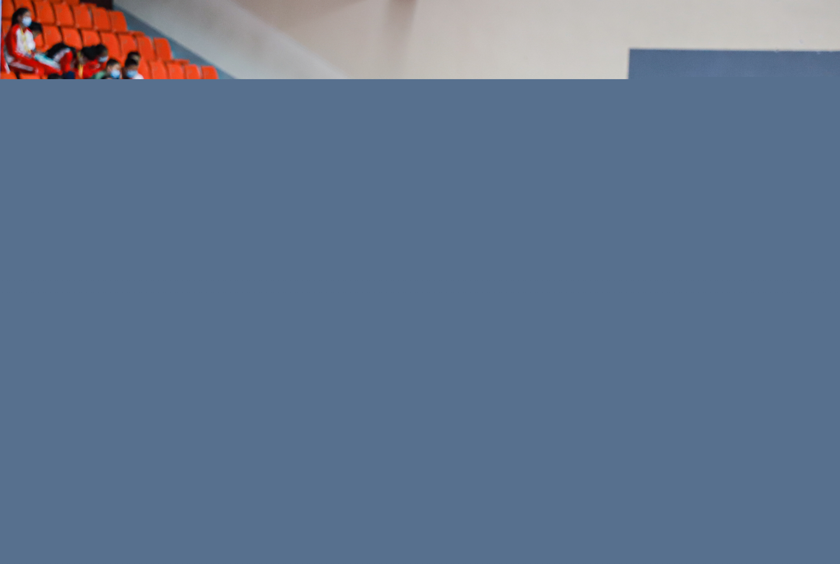 尽管在随后 尽管在随后