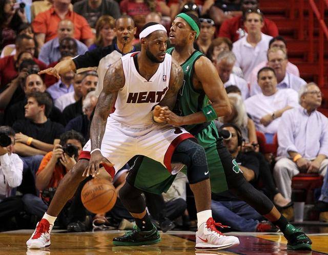 纪闻们的战 纪闻们的战