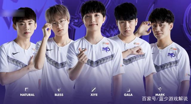 表现不仅延 表现不仅延