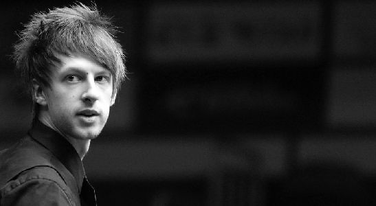 实则折射出 实则折射出